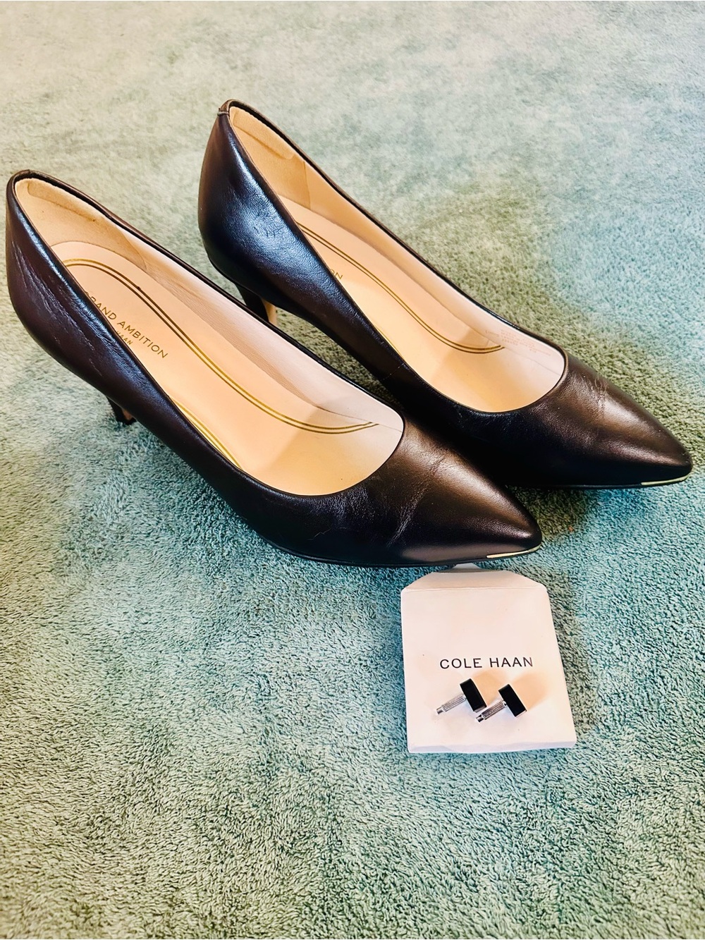 Cole Haan Grand Ambition Black Leather Pointed Toe Pumps Size 8.5B